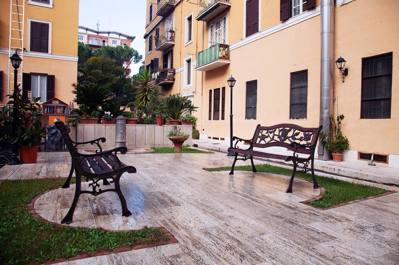 Paola Guest House โรม ภายนอก รูปภาพ